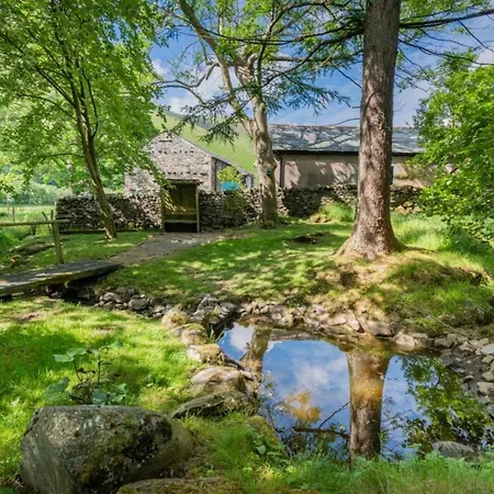 2 Bed In Sz218 Mosedale